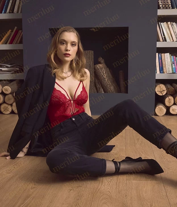 Spitzen-Dessous-Set in Rot mit Strapsbändern Negligee Reizwäsche Erotik